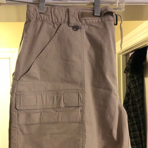 Columbia cargo shorts - Picture 1 of 3